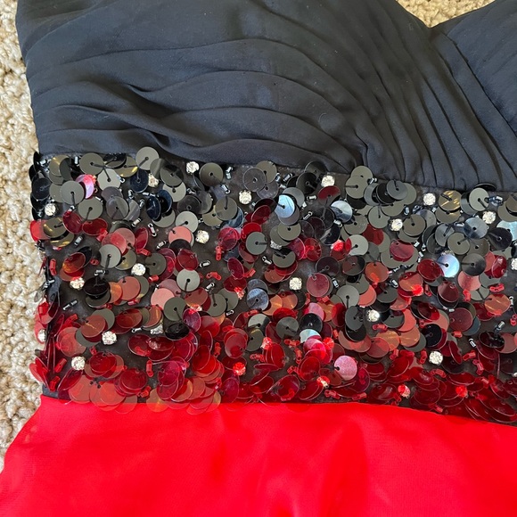 Sequin Party Grad Prom Dress - Picture 3 of 7